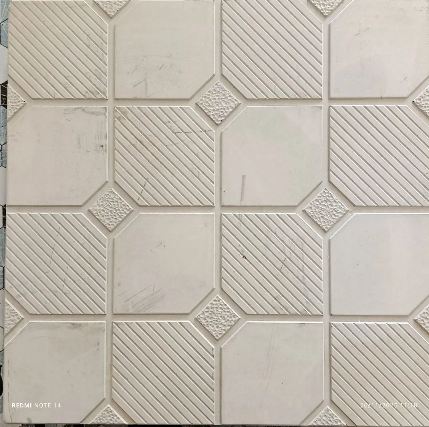 بلوک ۱۰و ۱۵ ته پر و موزاییک ۴۰در۴۰ درجه یک|مصالح و تجهیزات ساختمان|ایلام, |دیوار