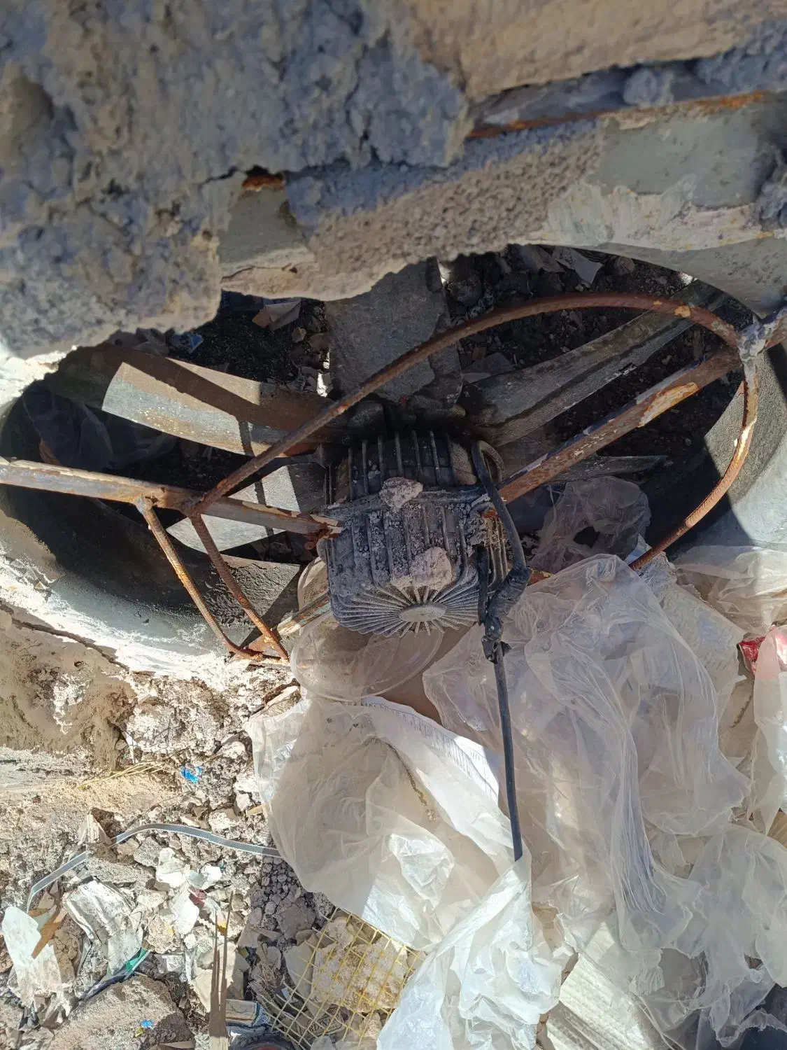 فن هواکش|پنکه و تصفیهکنندهٔ هوا|کرمان, |دیوار