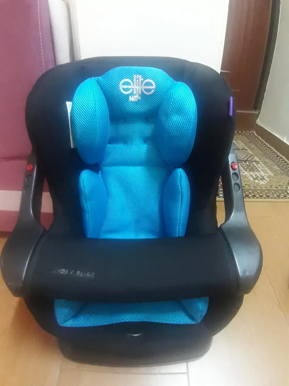 صندلی ماشین کودک|تخت و صندلی بچه|رشت, لاکان شهر|دیوار