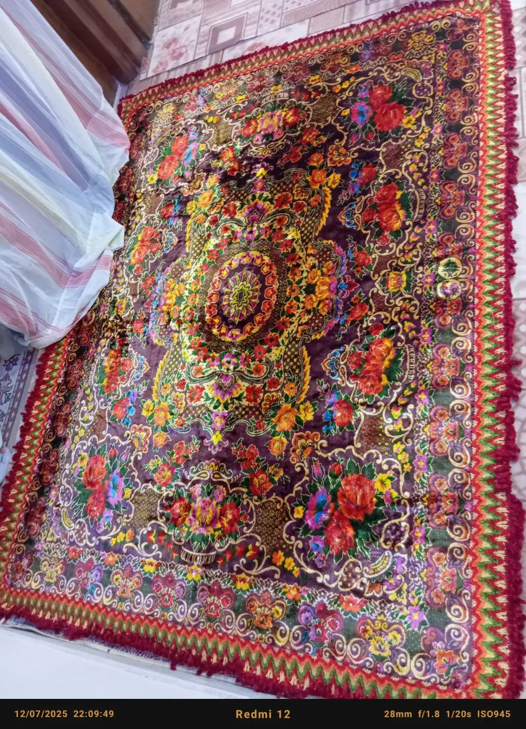 گلیم روفزشیجنس ابریشم ۱۳۰ در۲ وبیست وپنج|گلیم، جاجیم، گبه|نهاوند, |دیوار