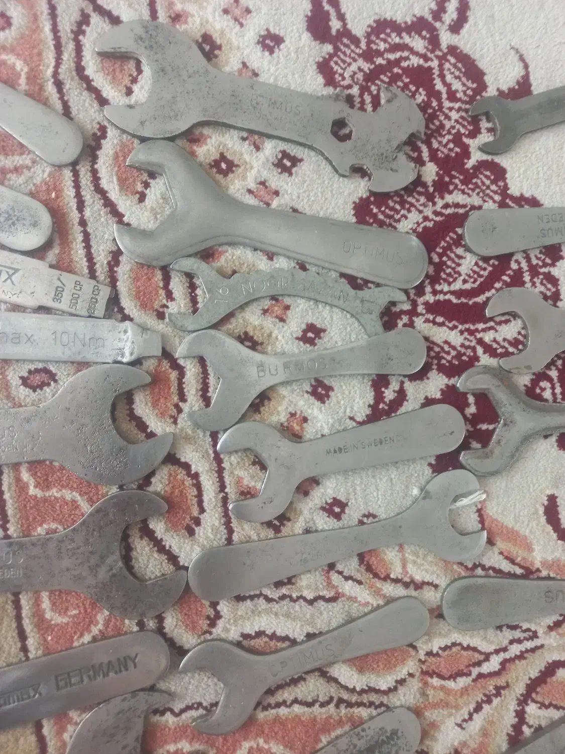 ۳۰ عدد اچار چراغ قدیمی پریموس|کلکسیون و سرگرمی|تهران, فلسطین (میدان انقلاب)|دیوار