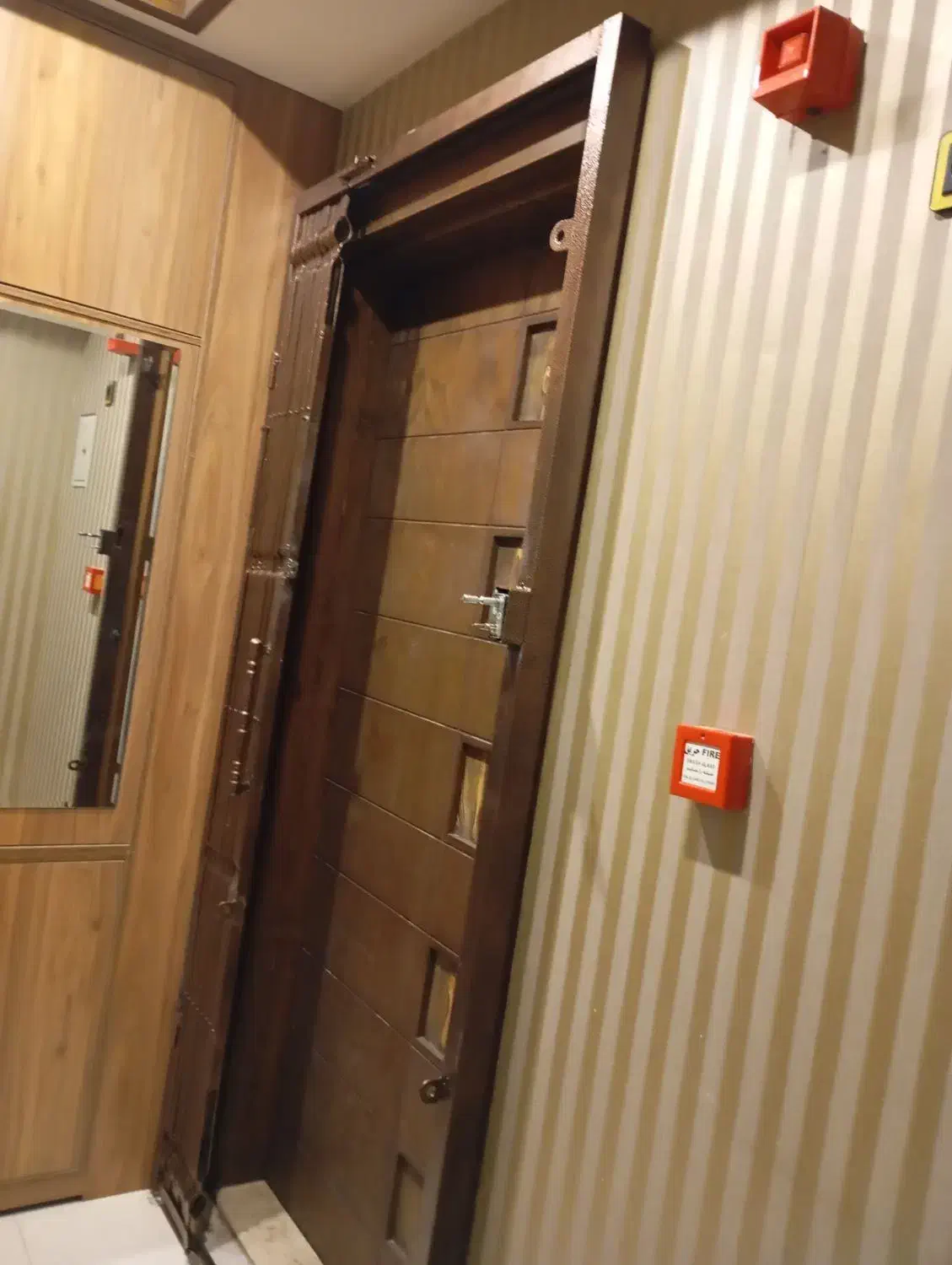 اکاردوانی.حفاظ خورده کاری( جوشکاری )و نصب|مصالح و تجهیزات ساختمان|مشهد, شهرک لشکر (شهرک غرب)|دیوار