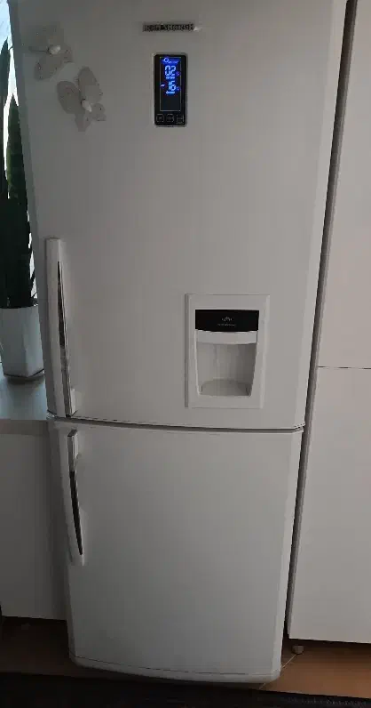 یخچال|یخچال و فریزر|همدان, |دیوار