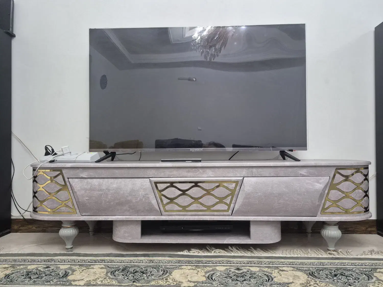 میزتلویزیون|میز تلویزیون|پاکدشت, پاکدشت (مامازند)|دیوار