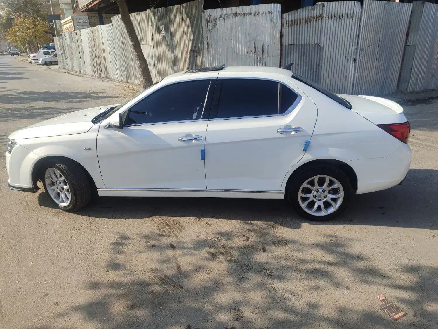 دنا پلاس فول آپشن اتومات ۴۰۳|خودرو سواری و وانت|مشهد, شهرک امام هادی (شهرک غرب)|دیوار