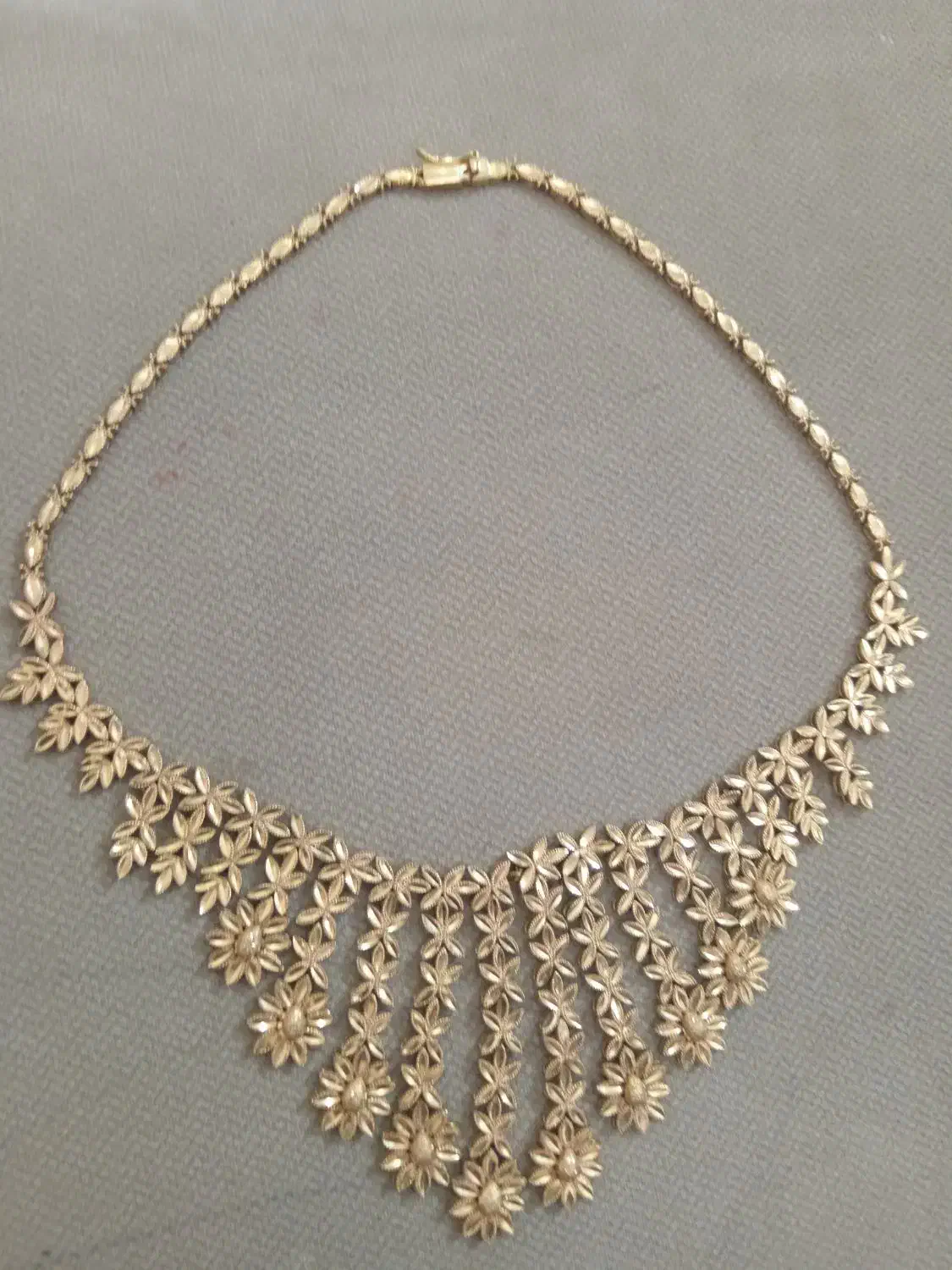 گردنبندطلا فروش فوری بدون سود بدون اجرت|جواهرات|کازرون, |دیوار