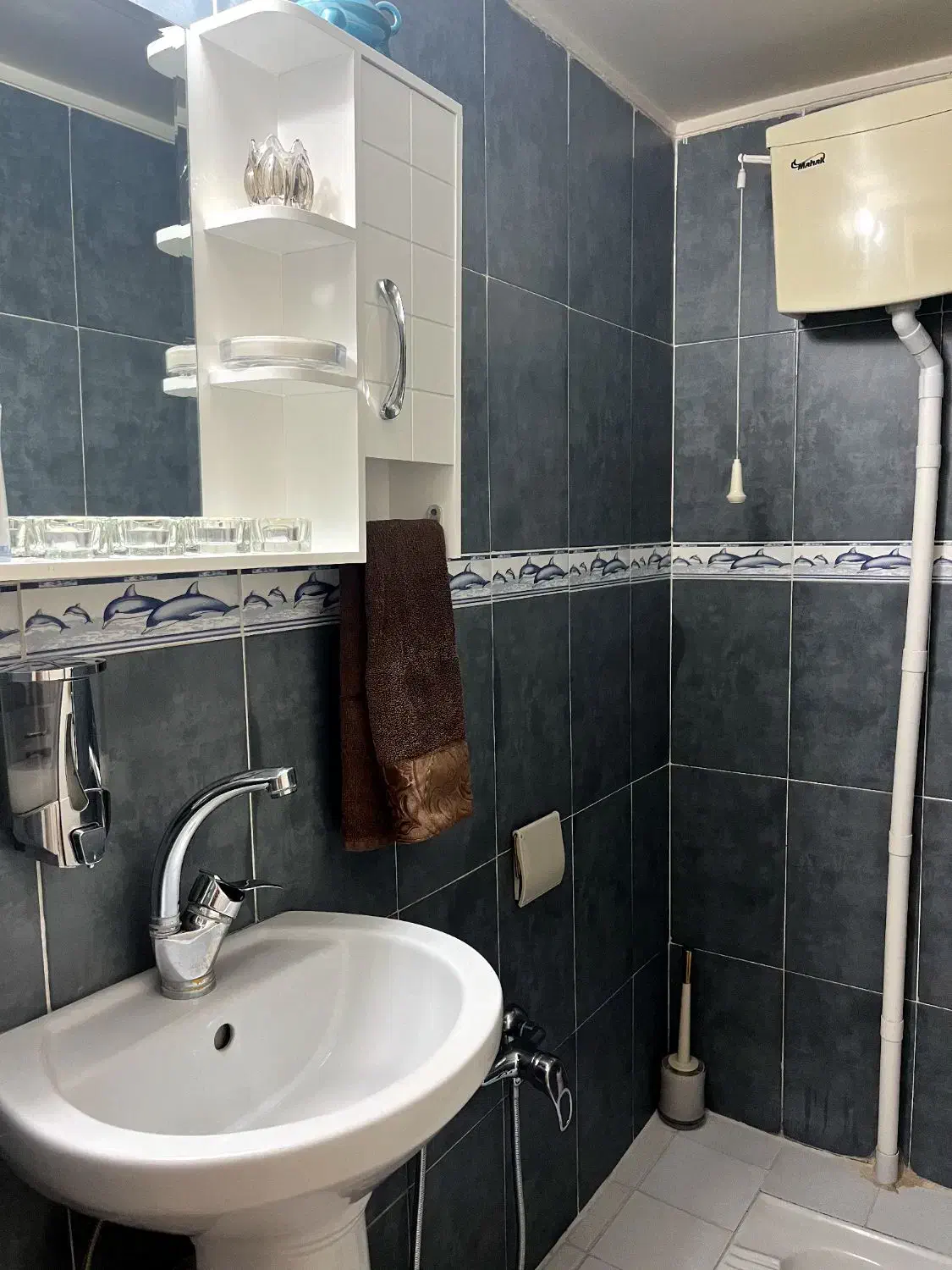 آپارتمان ۶۵ متری تکواحدی خوش نقشه و تمیز