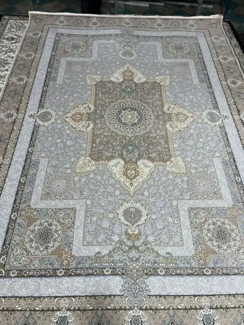 ۲عددفرش ۹متری۱۵۰۰ شانه ۴۵۰۰ تراکم واقعی یلدای کویر|فرش|خمینیشهر, |دیوار