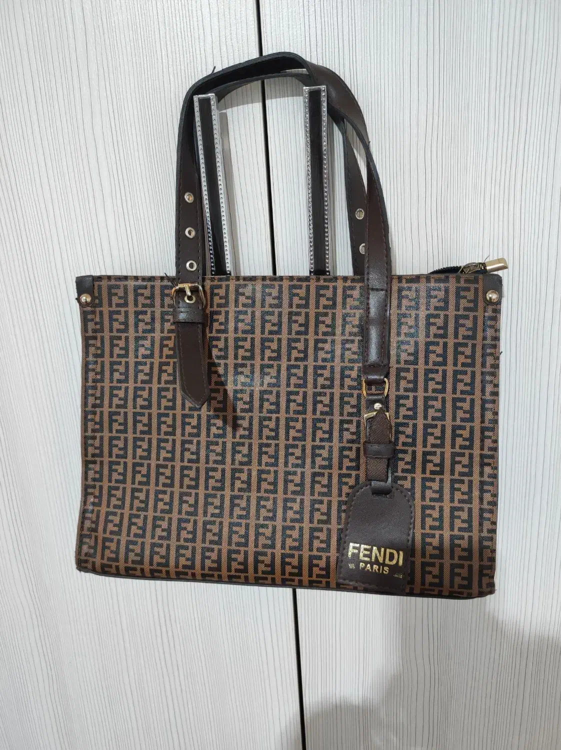 اجناس توافقی|کیف، کفش، کمربند|نهاوند, |دیوار