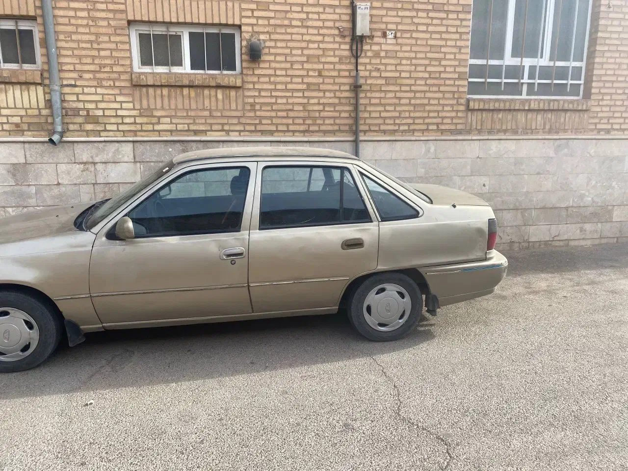 دوو سیلومدل ۷۹رنگ طلایی|خودرو سواری و وانت|تفت, |دیوار