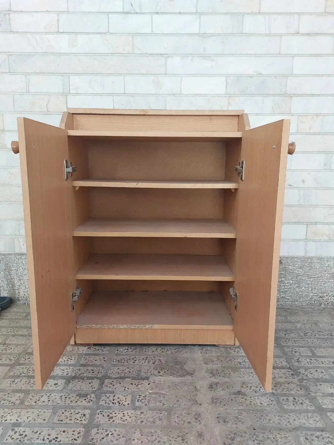 جاکفشی|جاکفشی، کمد، دراور|فولادشهر, A1|دیوار