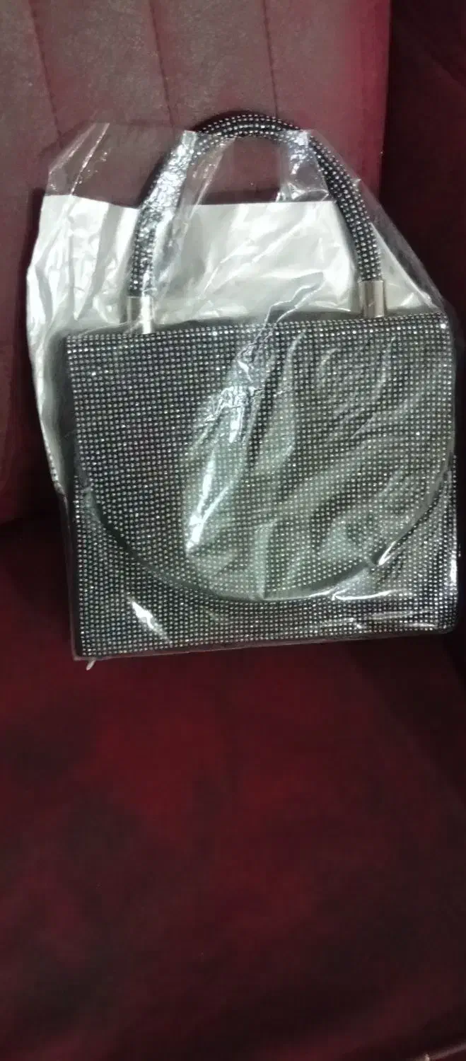 کیف|کیف، کفش، کمربند|کرمان, |دیوار