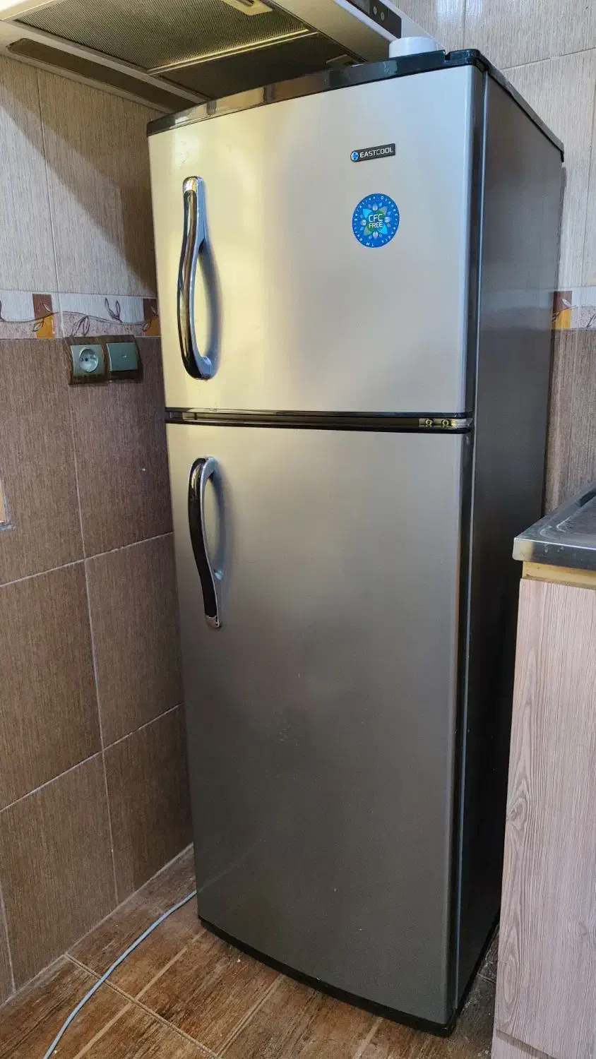 یخچال دو درب ۱۲ فوت ایستکول (در حد نو)|یخچال و فریزر|جیرفت, |دیوار
