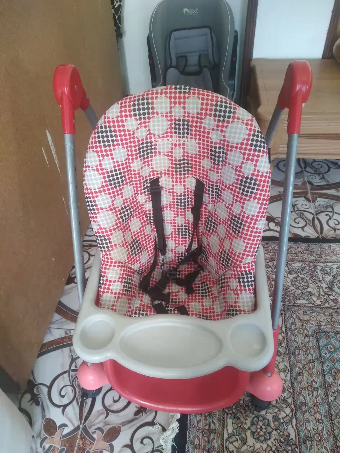 صندلی غذای کودک|تخت و صندلی بچه|نور, |دیوار