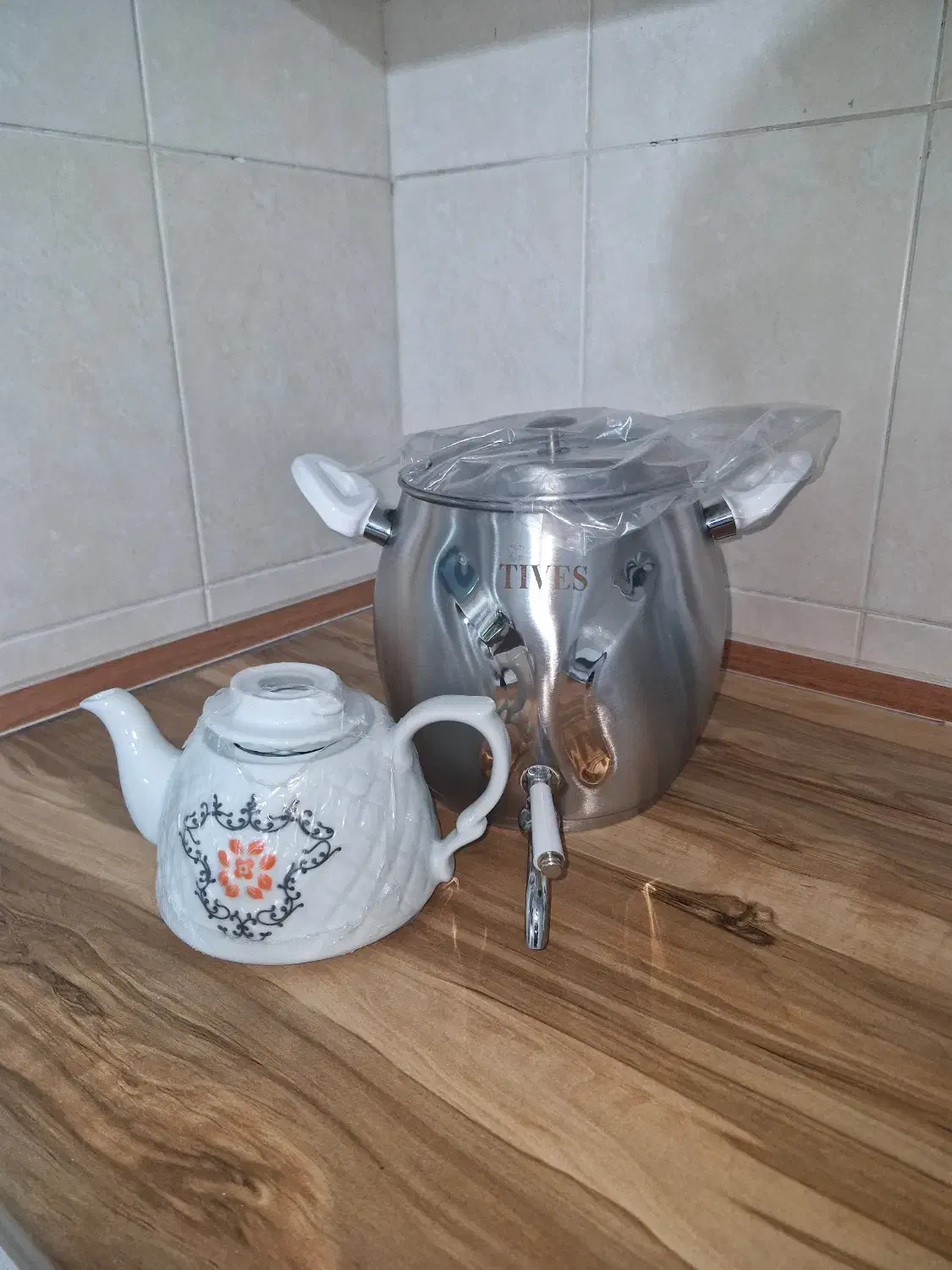 ست کتری و قوری Tives|قوری، کتری، قهوهساز دستی|کرج, عظیمیه|دیوار