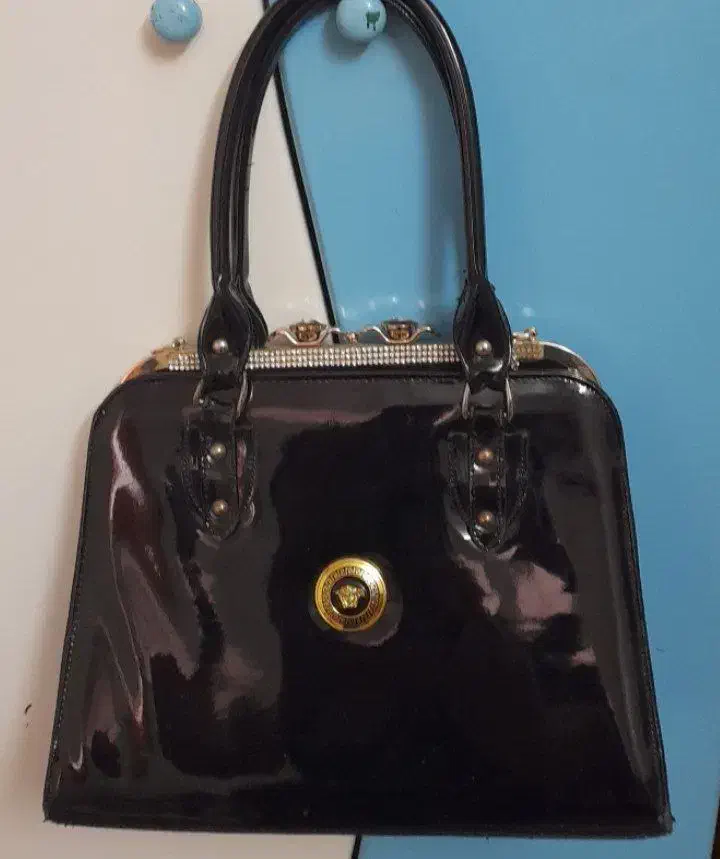 کیف|کیف، کفش، کمربند|بروجرد, |دیوار