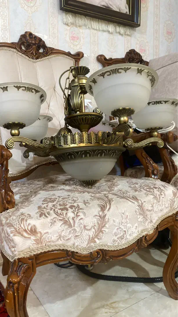 لوستر عتیقه برنز|لوستر و چراغ آویز|کرج, کمال‌شهر|دیوار