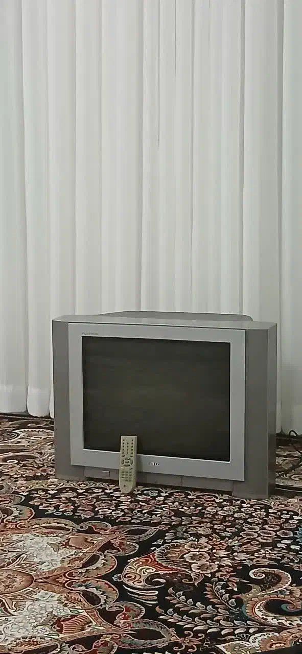 تلویزیون ۲۱ با کنترل|تلویزیون و پروژکتور|بروجرد, |دیوار