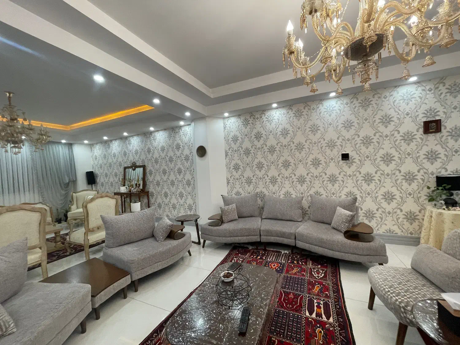 مبلمان  کلاسیک مینیمال مناسب برای جهیزیه پارچه ترک|مبلمان خانگی و میز عسلی|تهران, مروارید شهر|دیوار