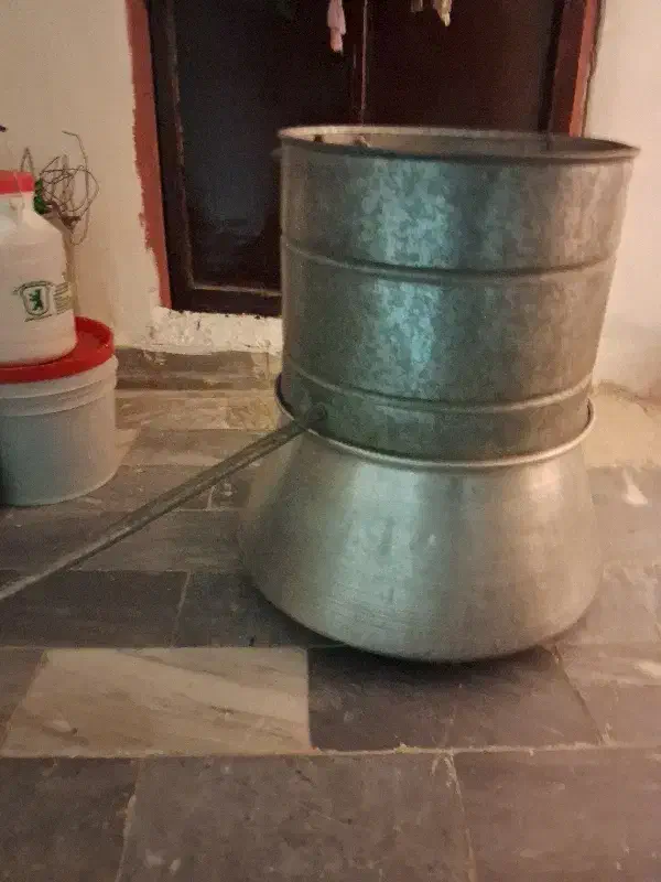 نی گازان یا گلاب گیر|ظروف پخت‌وپز|تبریز, |دیوار