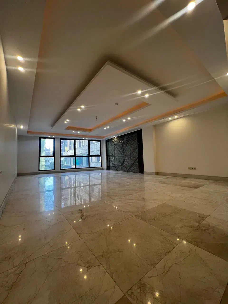 200متر 3خواب 2مستر فرمانیه شرقی/ 3پارکینگ/ نوساز|فروش آپارتمان|تهران, کامرانیه|دیوار