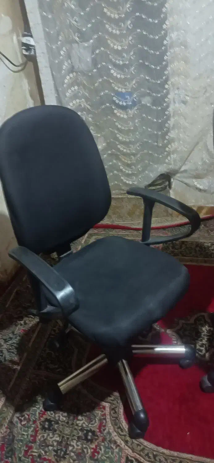 صندلی چرخ دار|صندلی و نیمکت|یزد, |دیوار
