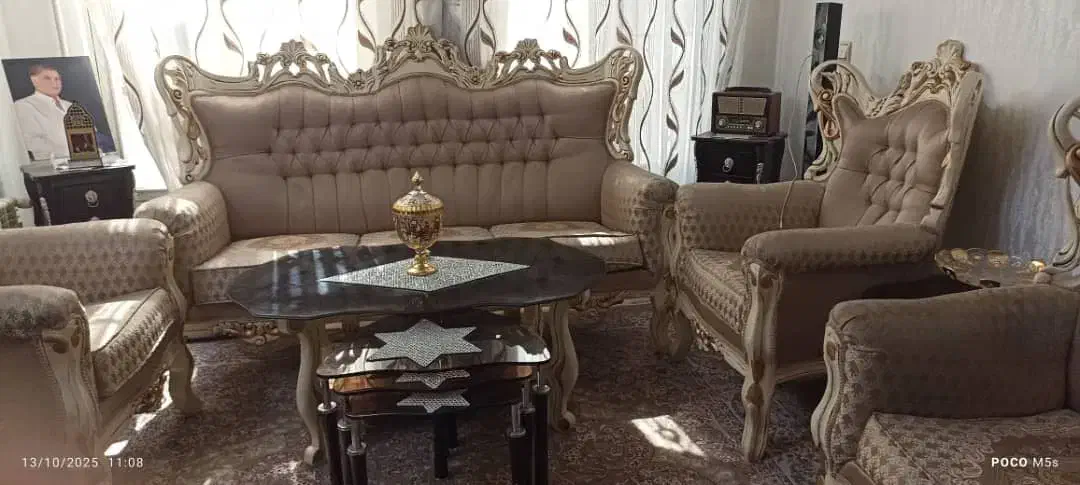 فروش مبلمان و بوفه با میز جلو مبلی و دو عدد عسلی|مبلمان خانگی و میز عسلی|تهران, صد دستگاه|دیوار