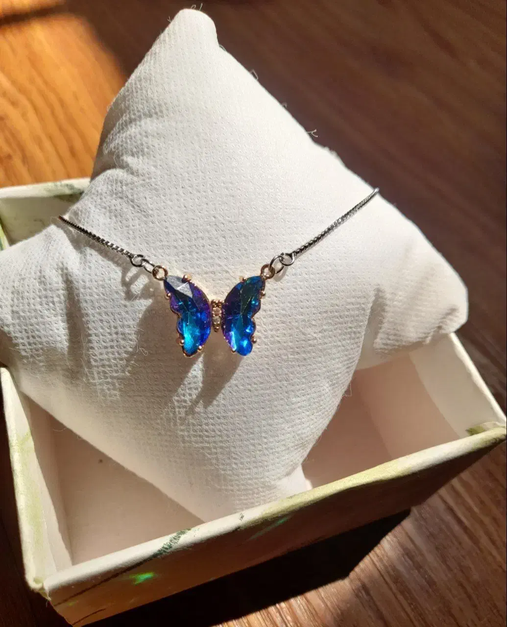 دستبند   پروانه|بدلیجات|نیشابور, شهرک بسیج|دیوار