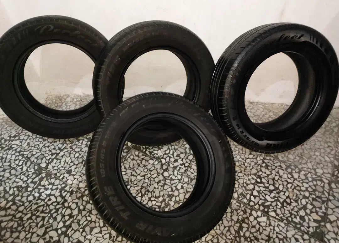 لاستیک کویر تایر کاملا سالم ۸۰ درصد درجه یک|قطعات یدکی و لوازم جانبی|صومعه‌سرا, |دیوار