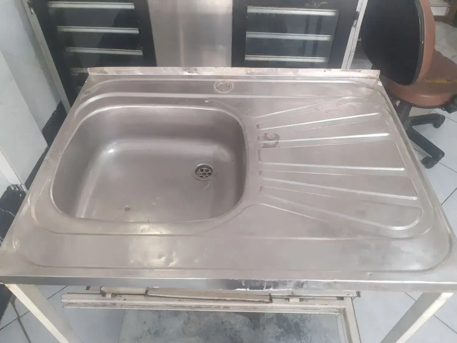 سینک ظرفشویی|آب‌چکان و نظم‌دهنده ظروف|کرج, کرج نو|دیوار