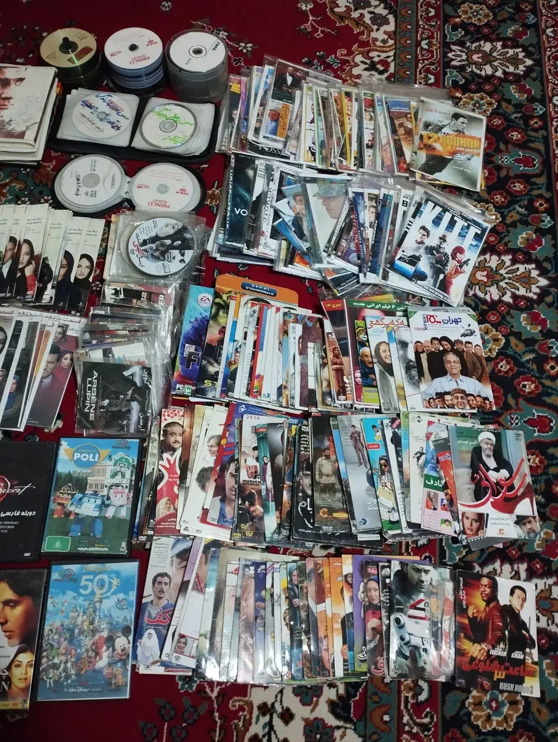 سی دی و دی‌وی‌دی فیلم و سریال و انیمیشن|فیلم و موسیقی|شیراز, تحویلی|دیوار