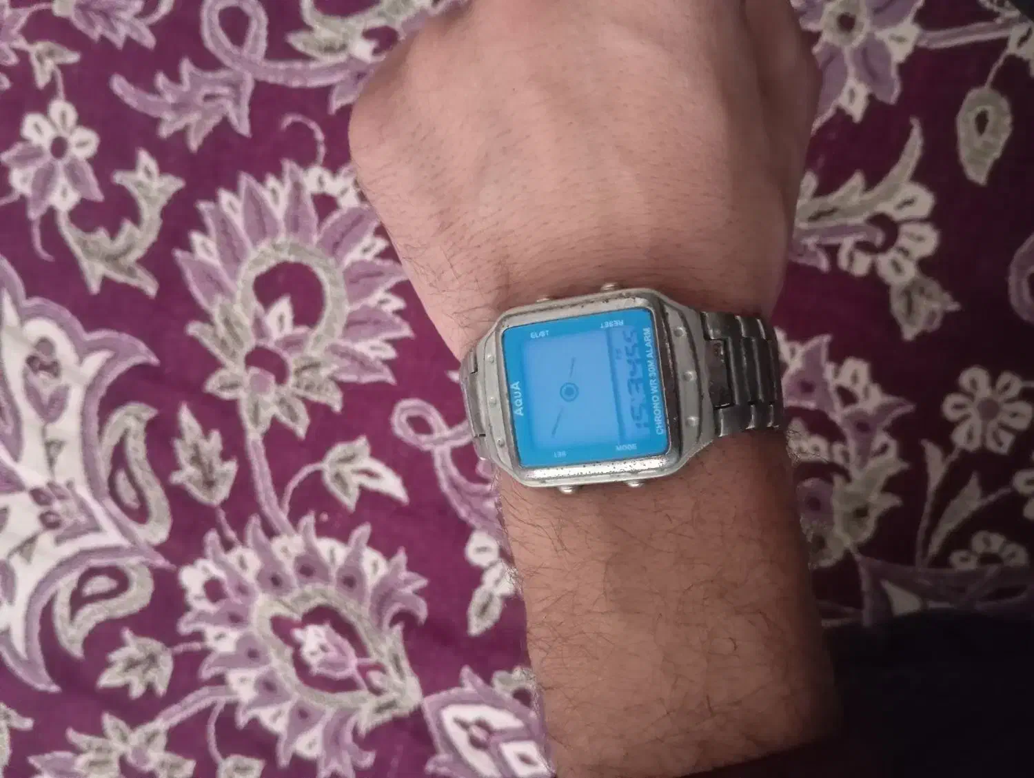 ساعت مچی|ساعت|بیرجند, |دیوار