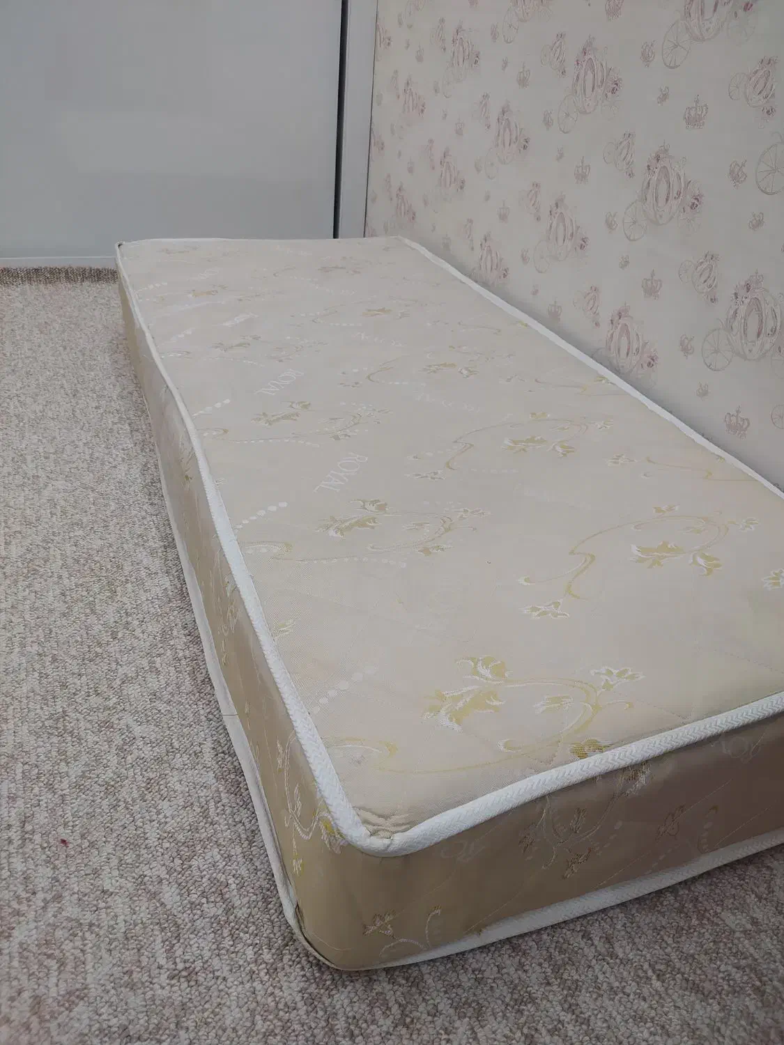 تشک رویال نوجوان،جوان|تخت و سرویس خواب|نظرآباد, نظرآباد|دیوار