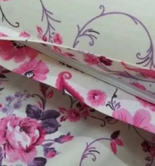 روبالشتی ..|رختخواب، بالش، پتو|منجوان, |دیوار