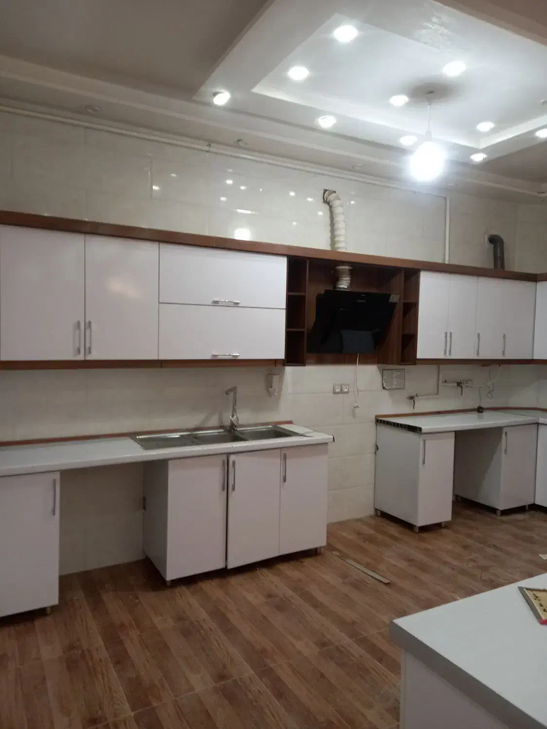 فروش منزل ویلایی نوساز و فول امکانات، ۲۵۰ متر|فروش خانه و ویلا|زابل, |دیوار