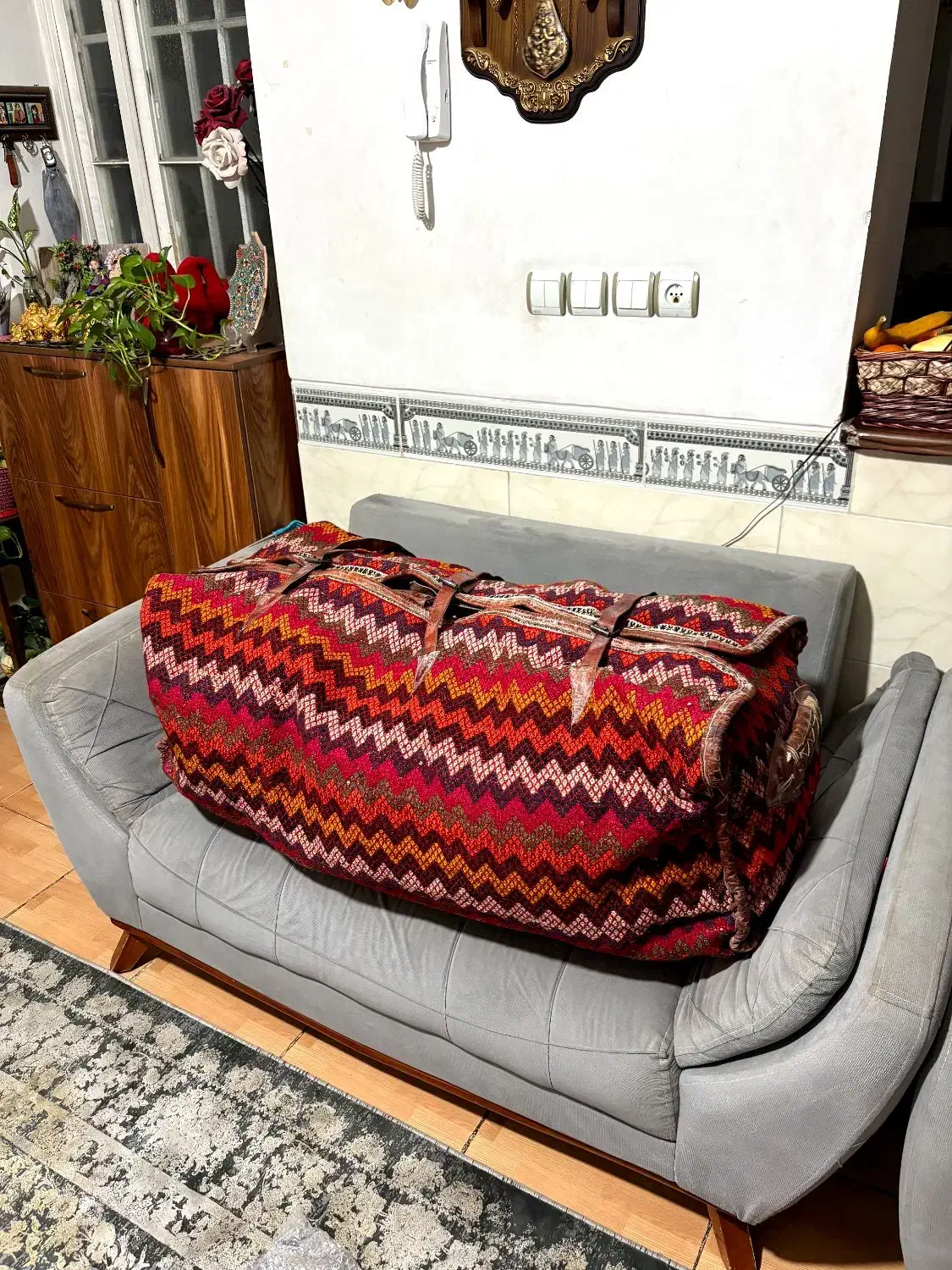 مفرج قشقایی|گلیم، جاجیم، گبه|شیراز, بریجستون|دیوار