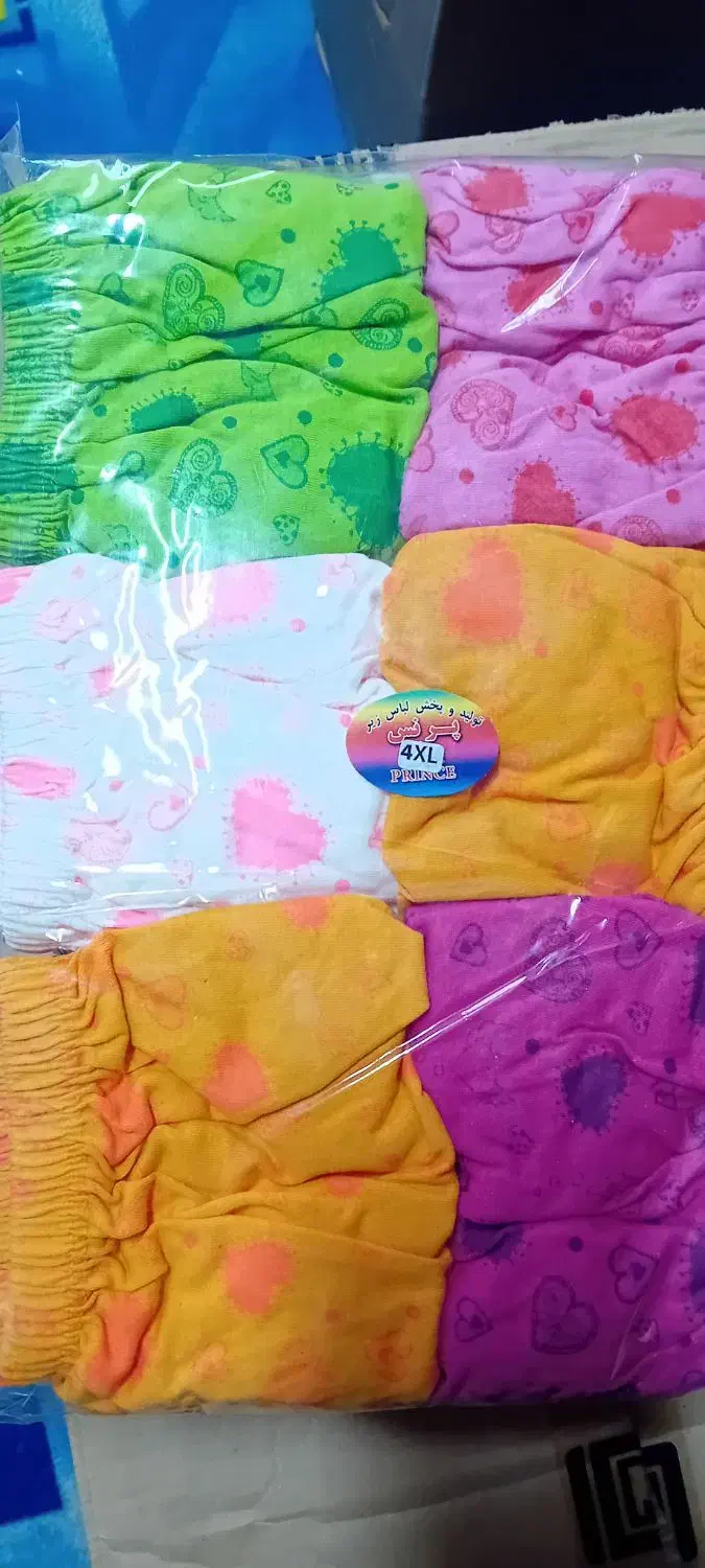 شورت زنانه ودخترانه|لباس|کاشان, فین بزرگ|دیوار