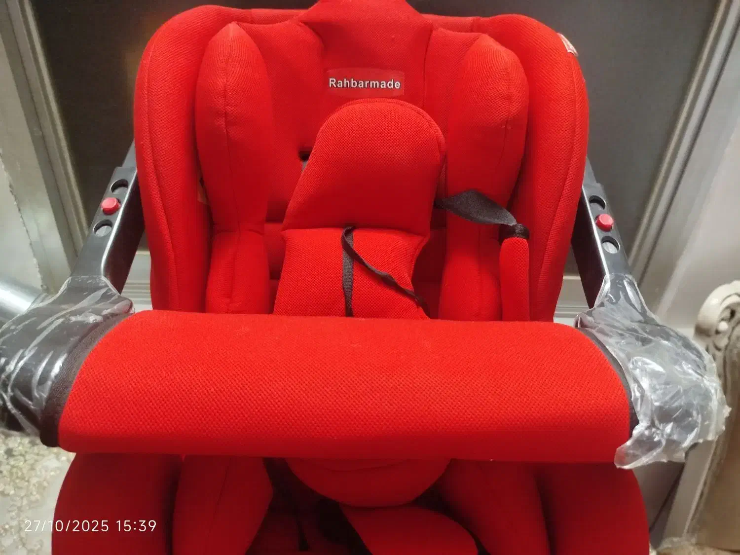 صندلی ماشین|تخت و صندلی بچه|کاشان, معلم|دیوار