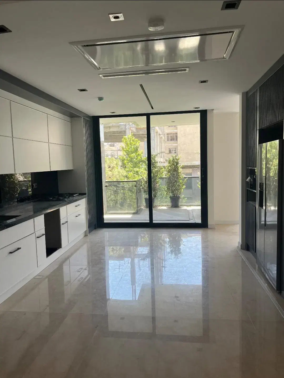 ۱۱۵ متر آپارتمان ۲ خواب لاکچری کلید نخورده