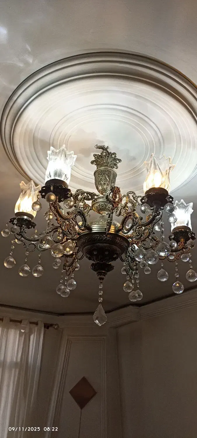 لوستر ۶شاخه سالم و تمیز|لوستر و چراغ آویز|مشهد, شهید رضوی|دیوار