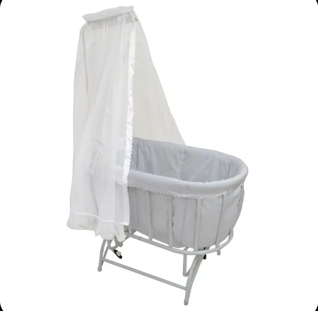 گهواره تمیز وسالم|تخت و صندلی بچه|سنندج, |دیوار