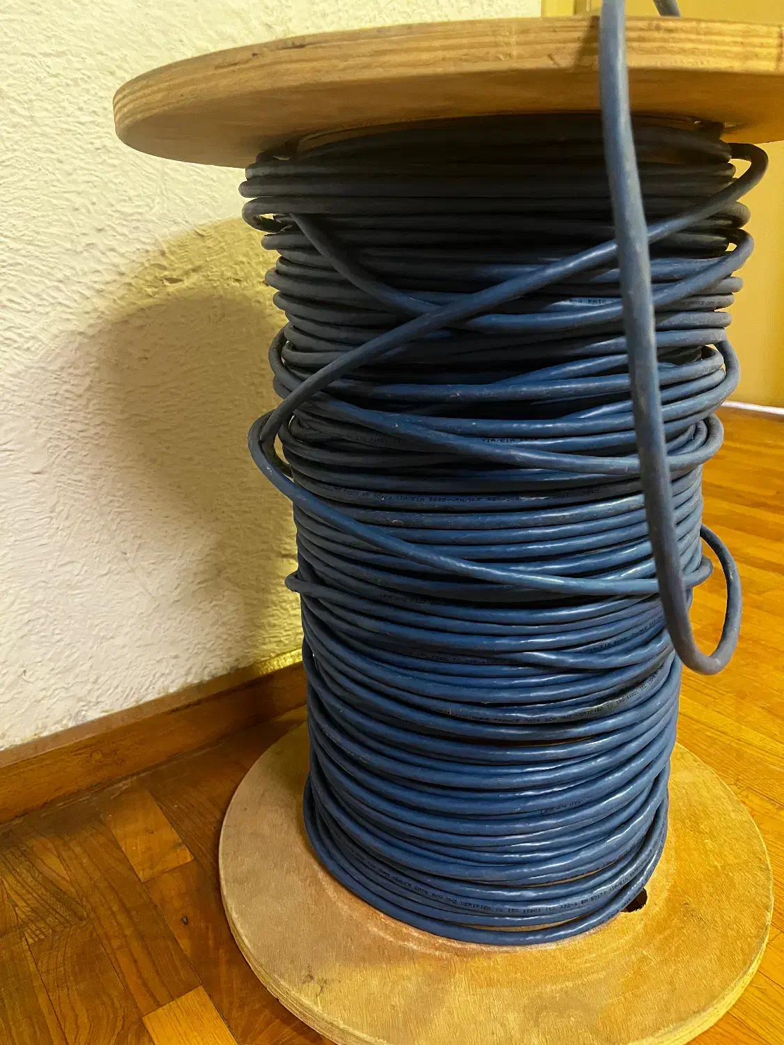 کابل شبکه لگراند|مصالح و تجهیزات ساختمان|تهران, فلسطین (میدان انقلاب)|دیوار