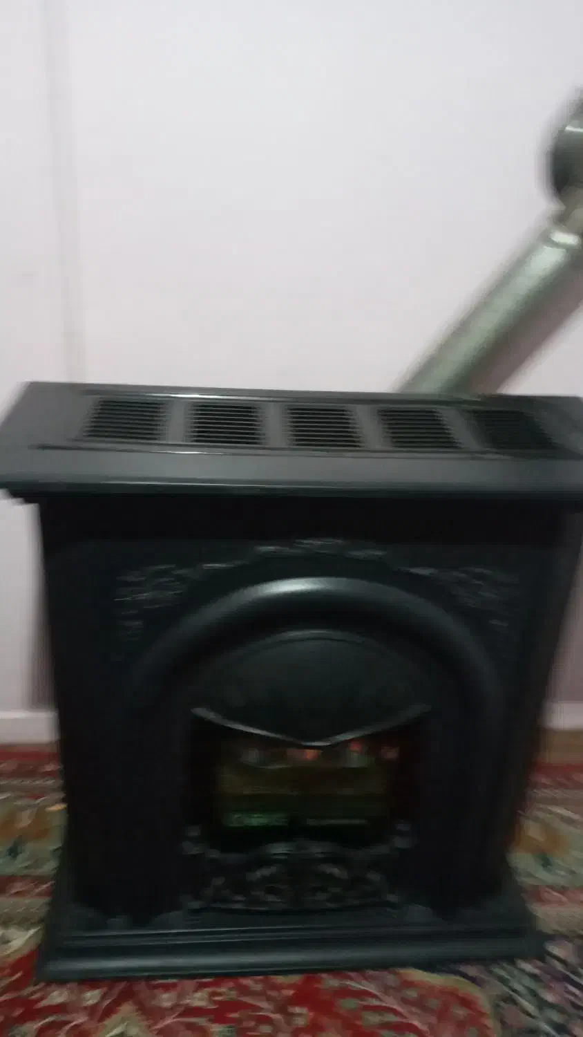 بخاری شومینه کاملا سالم|بخاری، هیتر، شومینه|تبریز, |دیوار