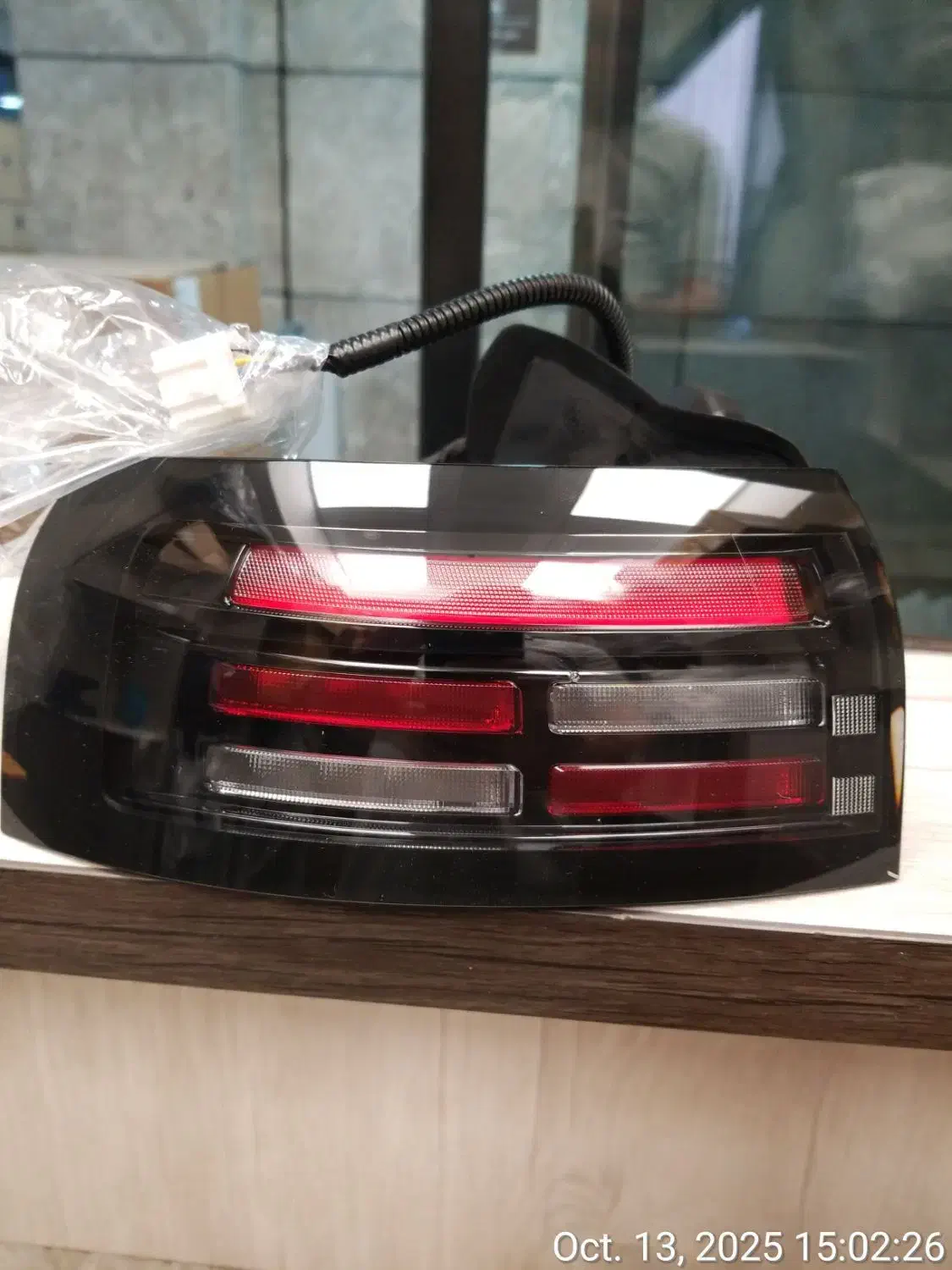 فروش چراغ جلو و خطر لوکانو L7|قطعات یدکی و لوازم جانبی|تهران, بهارستان|دیوار