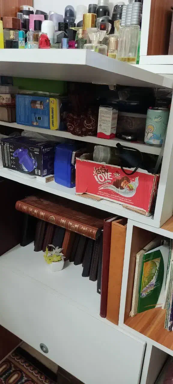 کتابخانه|کتابخانه، شلف، قفسه‌های دیواری|قم, کلهری|دیوار