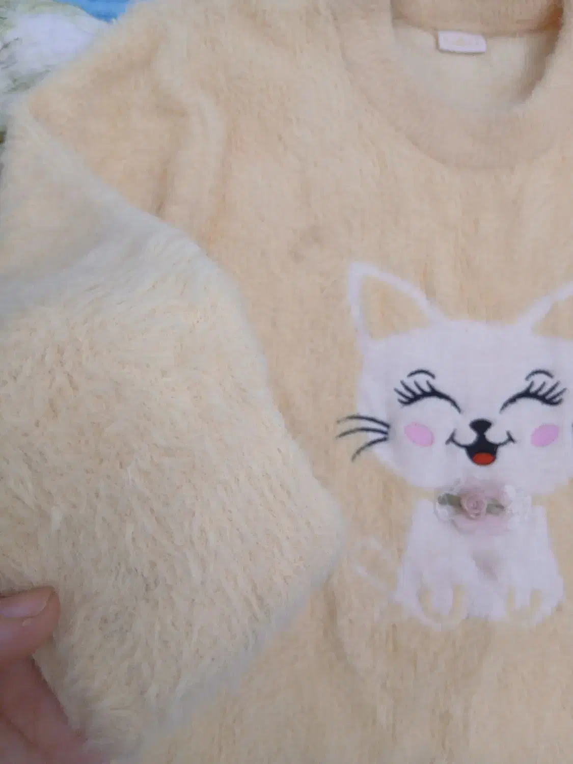 بافت دخترانه|کفش و لباس بچه|کاشمر, |دیوار