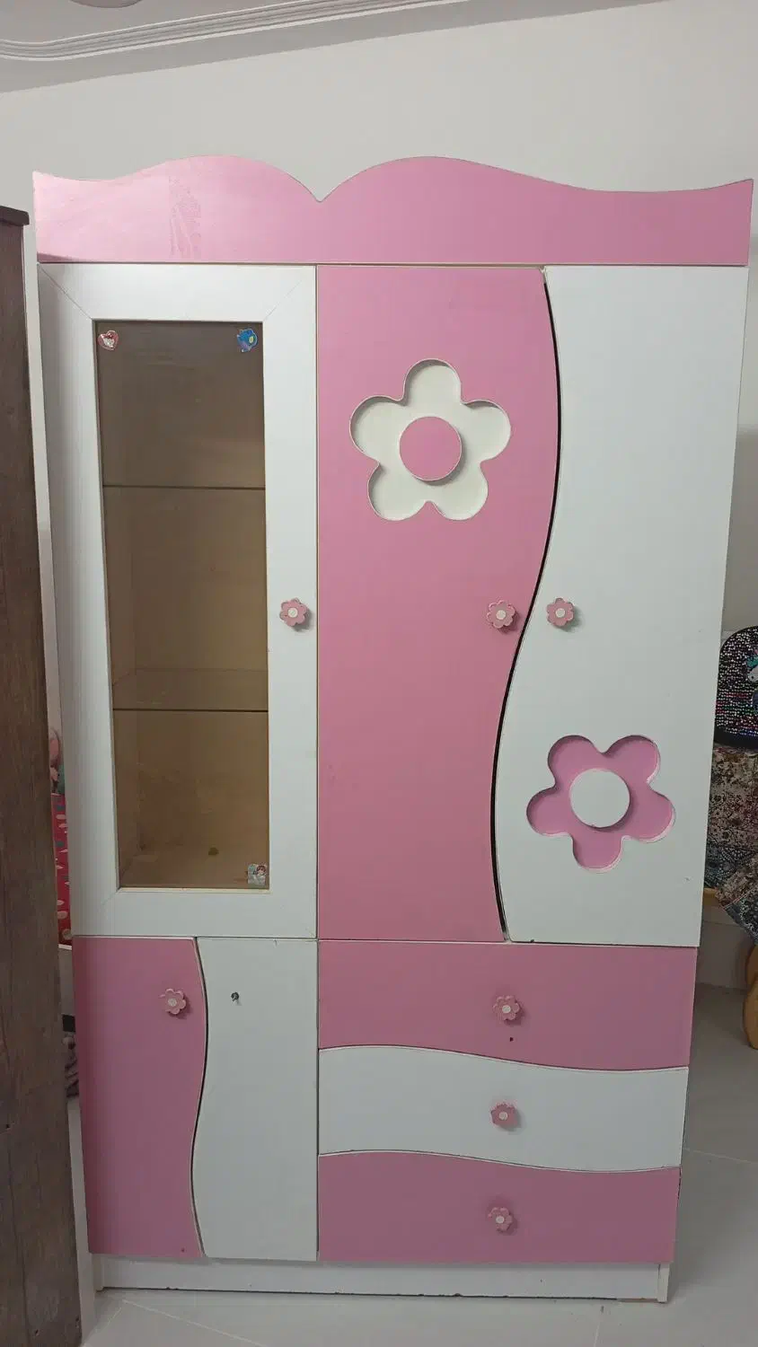 کمدنوجوان|جاکفشی، کمد، دراور|جهرم, |دیوار