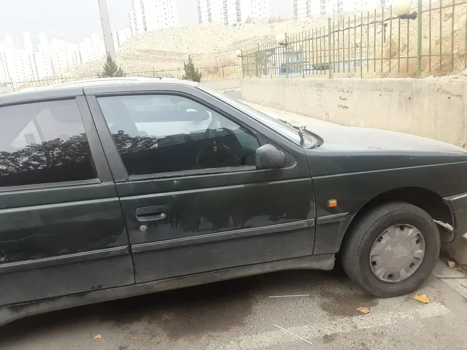 پژو ۴۰۵ مدل ۸۱ انژکتور|خودرو سواری و وانت|پردیس, فاز ۱۱|دیوار