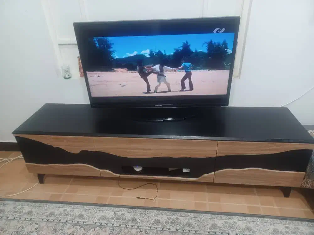 میز تلویزیون و آینه کنسول|میز تلویزیون|بندر امام خمینی, |دیوار