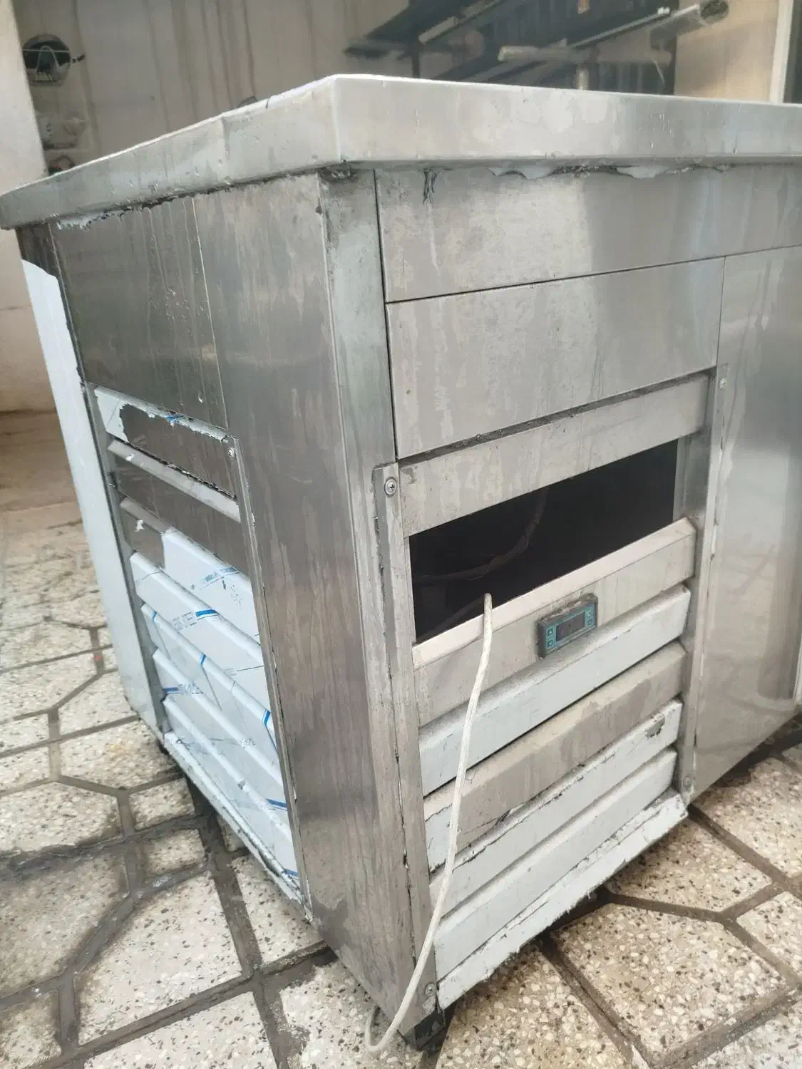 فریزر صنعتی رستورانی|کافیشاپ و رستوران|شیراز, سیاه سنگ|دیوار